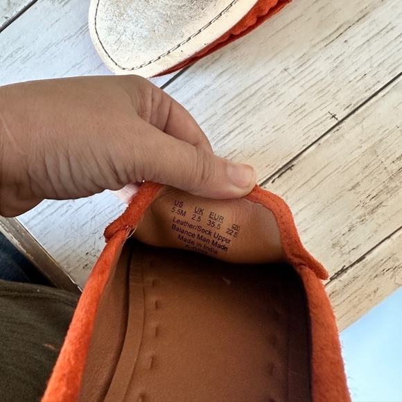 Sarto Tangerine Suede Loafers 1-Inch Heel Size 5.5 - Picture 8 of 9